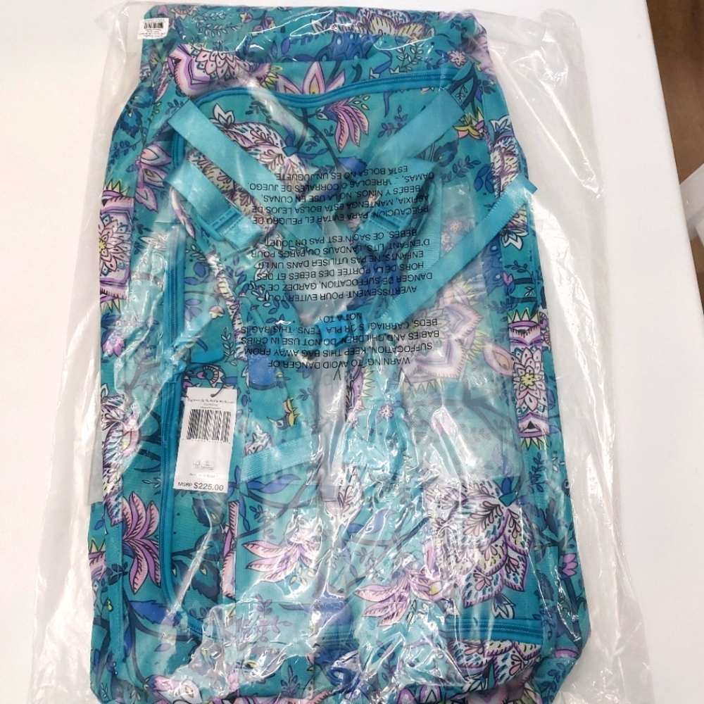 VERA BRADLEY LIGHTEN UP XL DUFFEL BACKPACK PEACOCK GARDEN NWT